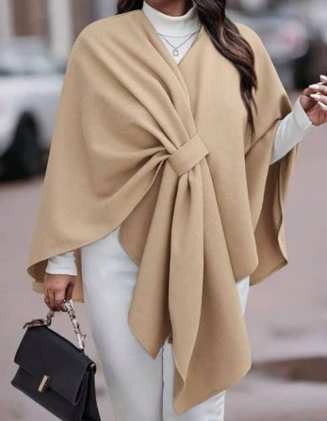 CAPE EN CACHEMIRE ROYALE