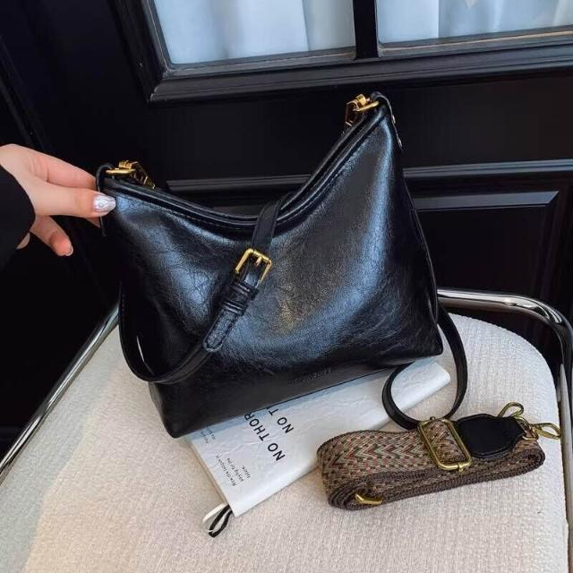 Niche Design Crossbody Bag 2026 New Style Handheld Bucket Bag – Image 10