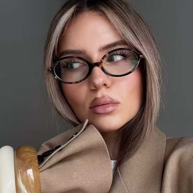 Lunettes Miu Miu mode rétro ovales pour femmes - tendence 2026 🏖🏖