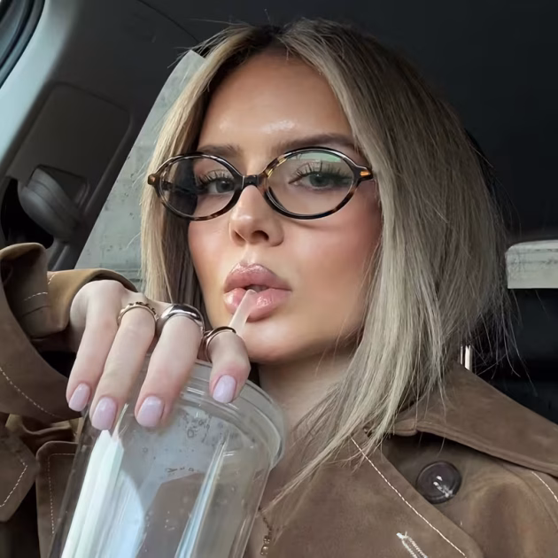 Lunettes Miu Miu mode rétro ovales pour femmes - tendence 2026 🏖🏖